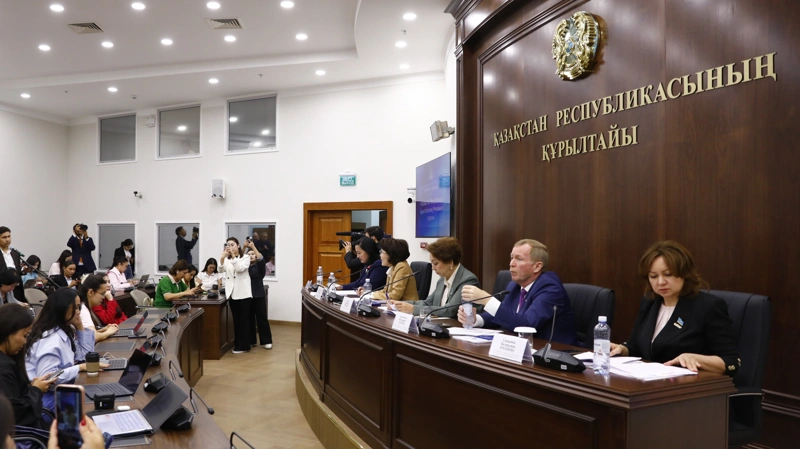 Каждого депутата Курултая закрепят за определенным регионом Казахстана