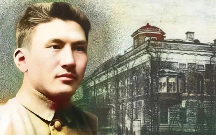 Сұлтанбек ҚОЖАНОВ