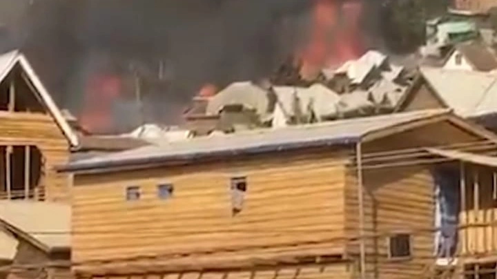 20 детей погибли при пожаре в двух школах в ДР Конго, 50 пострадали