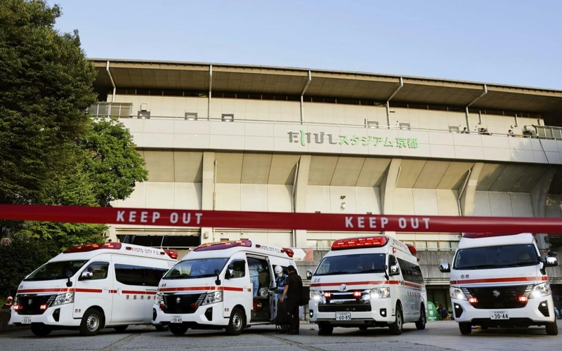 28 hospitalized, two in serious condition after Kyoto stadium lunches