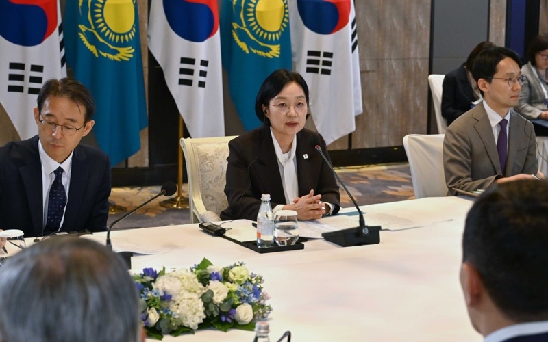 Tokayev proposes doubling trade turnover between Kazakhstan and South Korea Tokayev proposes doubling trade turnover between Kazakhstan and South Korea