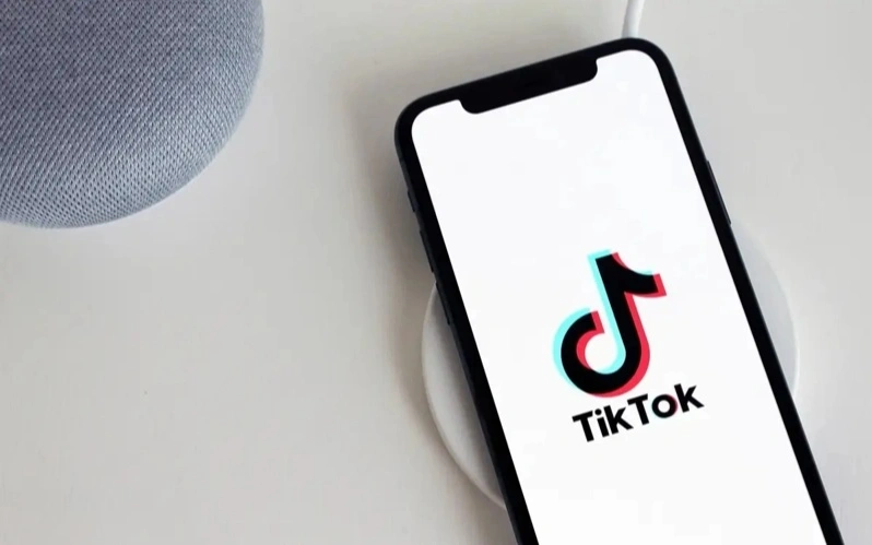 TikTok Қозоғистонда сунъий интеллект соҳасидаги саводхонликни оширишга қаратилган янги ташаббусни бошлади