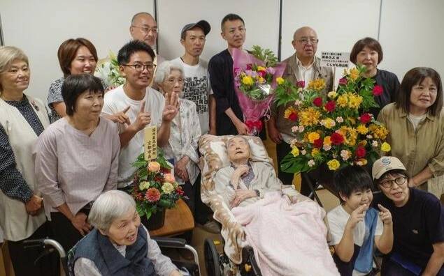 Japan’s centenarian population surpasses 100,000 for first time