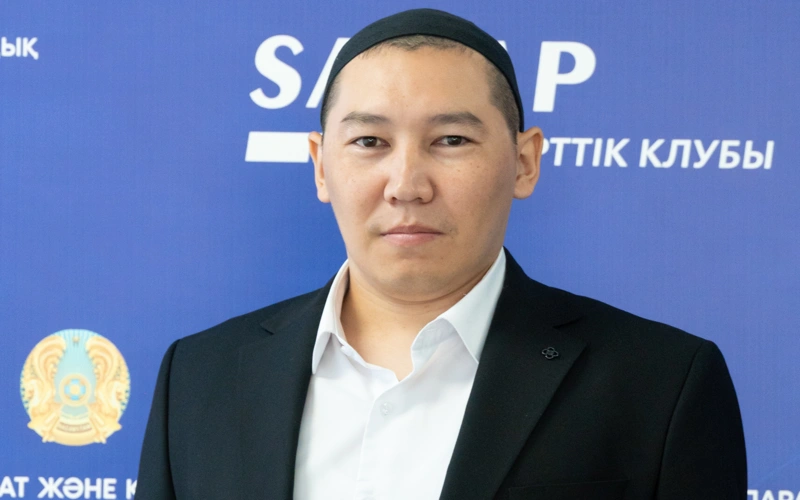 политолог, эксперт-международник Риззат Тасым