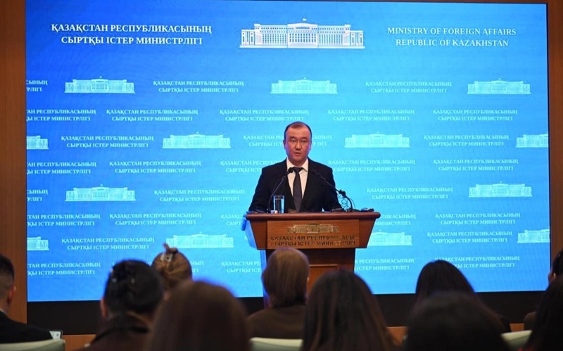 официальный представитель МИД РК Жанболат Усенов