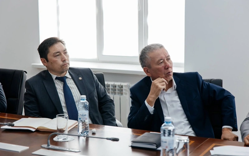 Рассмотрены вопросы жилых комплексов с проблемной инфраструктурой в Атырауской области 