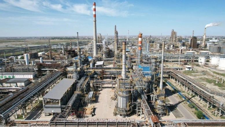 Kazakhstan, oil refinery