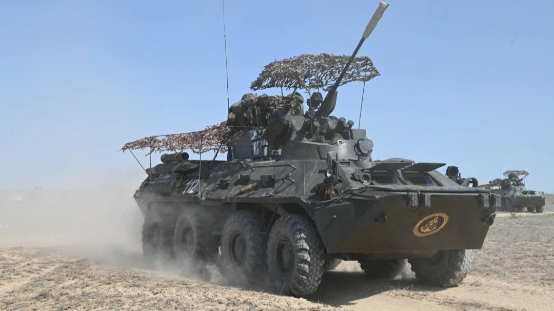 военные