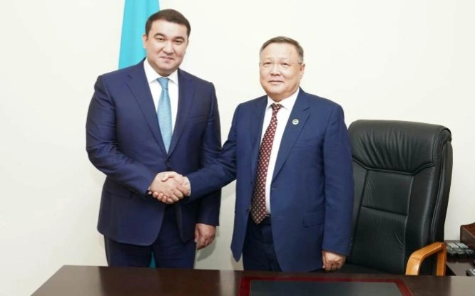 Уласбек Садибеков назначен акимом Байдибекского района Туркестанской области