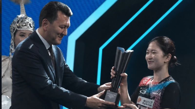 Ерлан Қарин елордадағы WTT Star Contender турнирінің жеңімпаздарын марапаттады