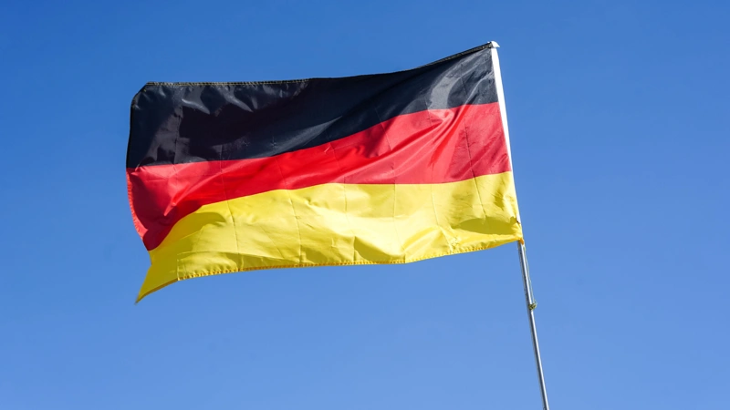 175,000 workers protest auto job cuts in Germany