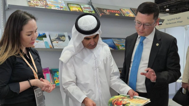 Казахстан принял участие в Международной книжной ярмарке в Абу-Даби 