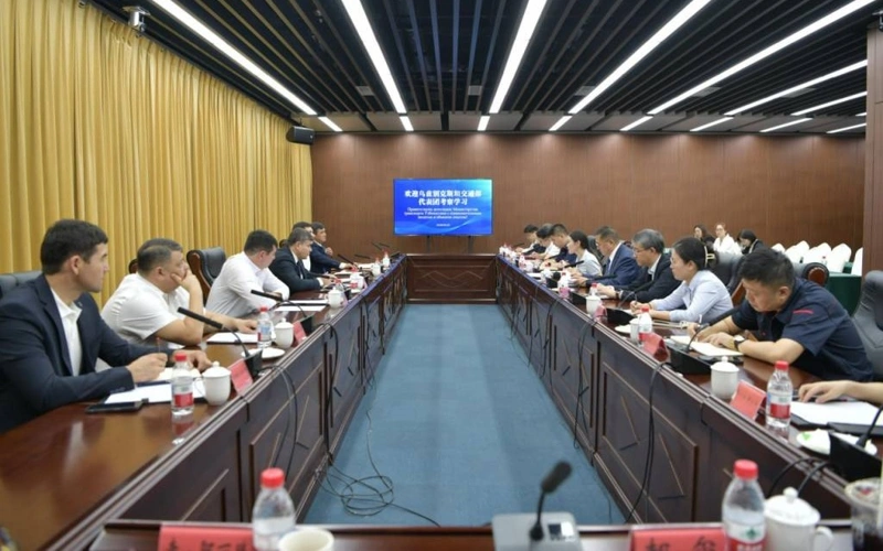 Uzbekistan, China deepen cooperation in transport and logistics