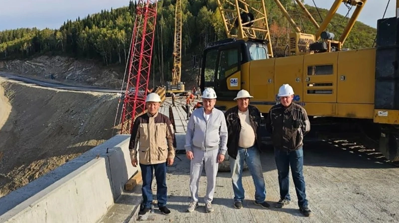 Последнюю балку установили на самом высоком мосту в обход Осиновского перевала