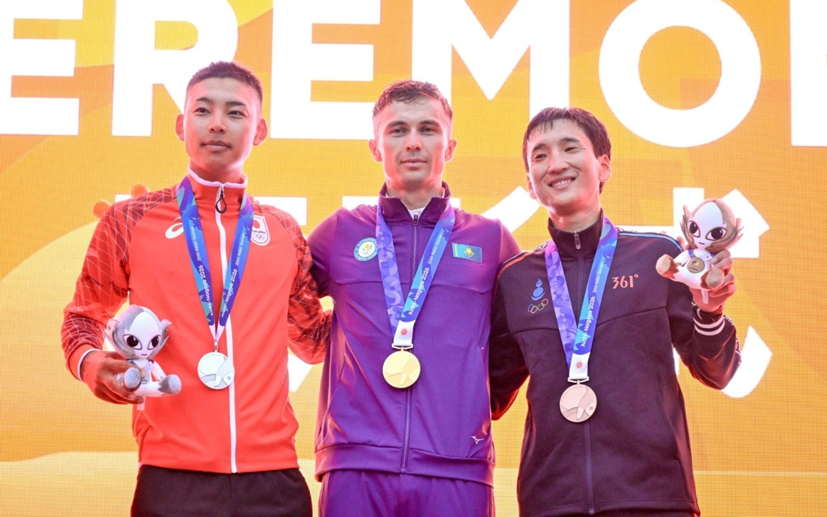 велогонщик Алексей Луценко на Азиаде