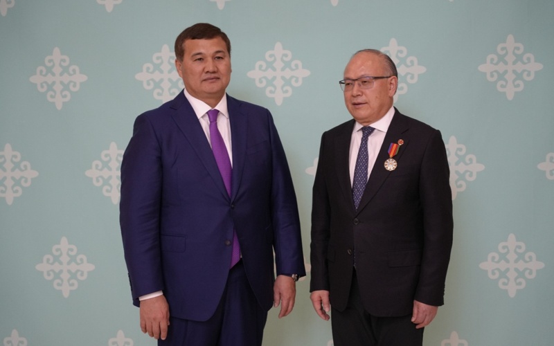 CITIC Group Chairman awarded Kazakhstan’s Dostyk Order CITIC Group Chairman awarded Kazakhstan’s Dostyk Order