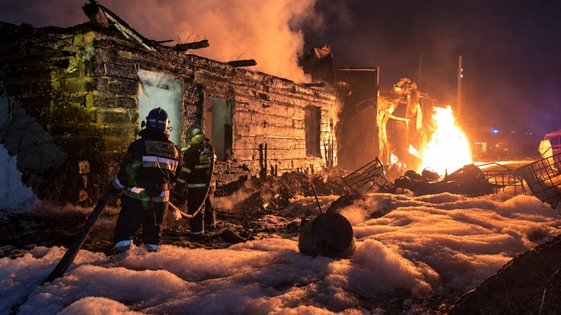 Взрыв газовоза и пожар: два человека пострадали в Семее