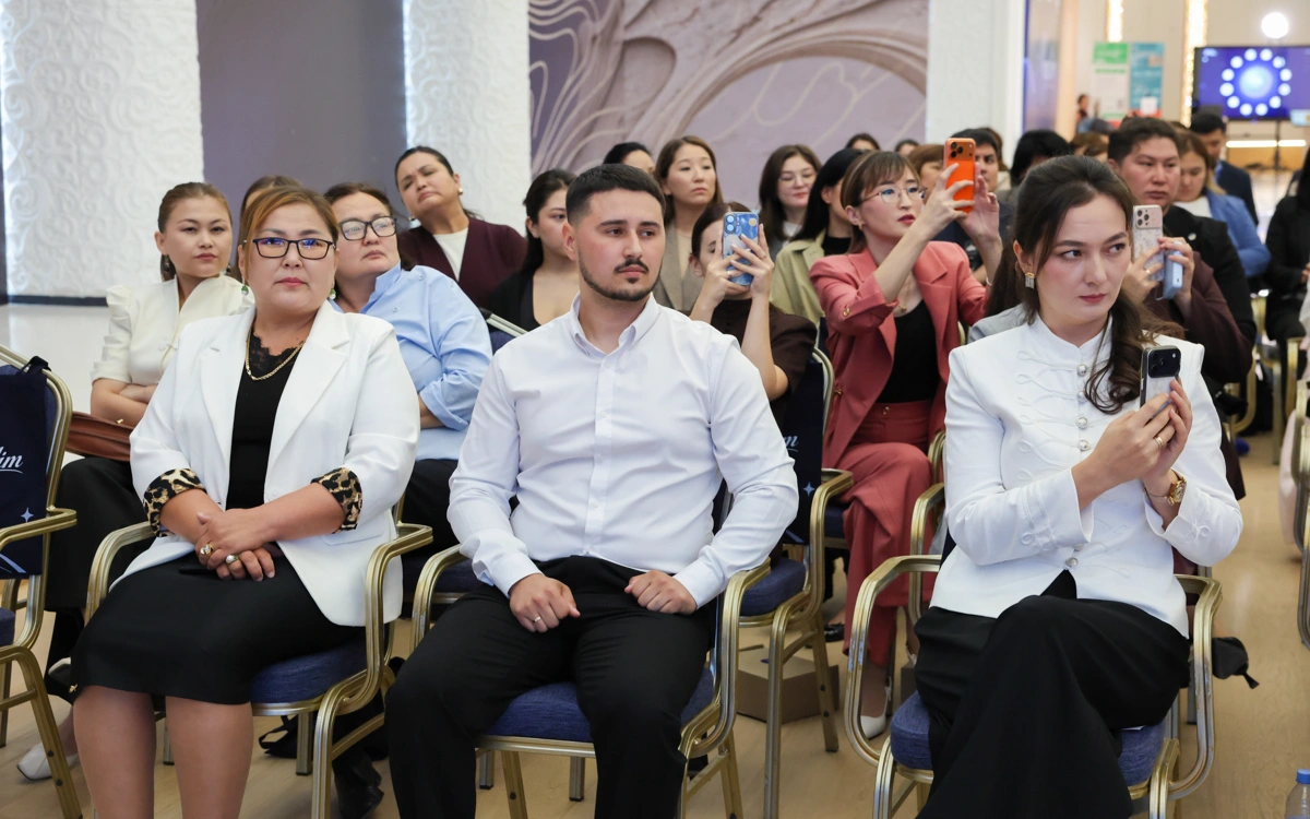 Педагоги, меняющие образование: серию документальных фильмов Mugalim презентовали в Астане