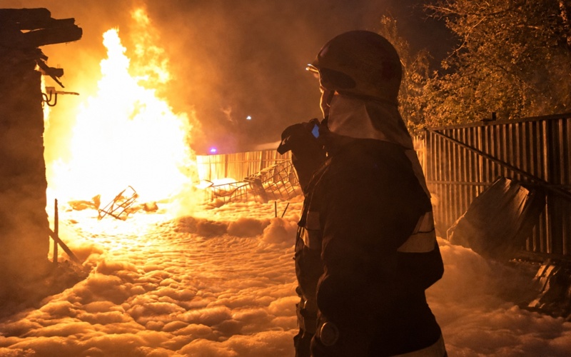 Fire at Semey car wash extinguished, two injured Fire at Semey car wash extinguished, two injured
