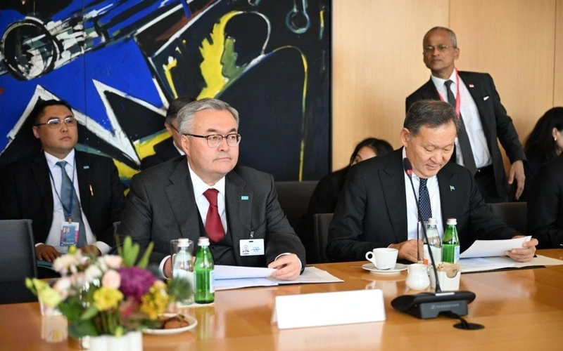 Kazakh FM holds series of bilateral meetings at UN High-Level Week