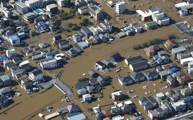 Typhoon Dujuan death toll rises to nine in Japan, four still missing