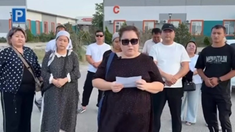Ақтауда балықтан уланып, ауруханаға түскен 9 жастағы баланың туыстары көмек сұрады