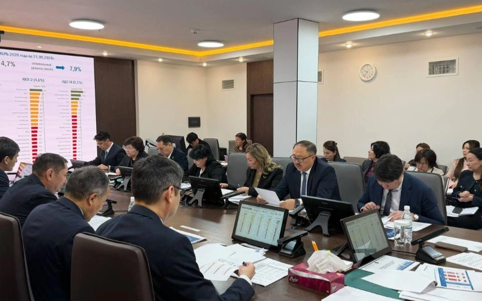 Денсаулық сақтау министрі Ақмарал Әлназарова емханаларда медициналық көмектің қолжетімділігін бақылауды күшейтуді тапсырды.