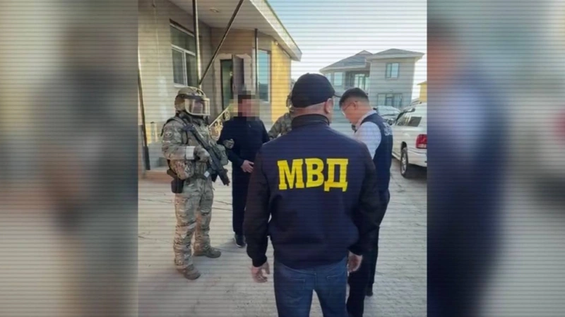 Водители большегрузов стали жертвами вымогателей в Жамбылской области