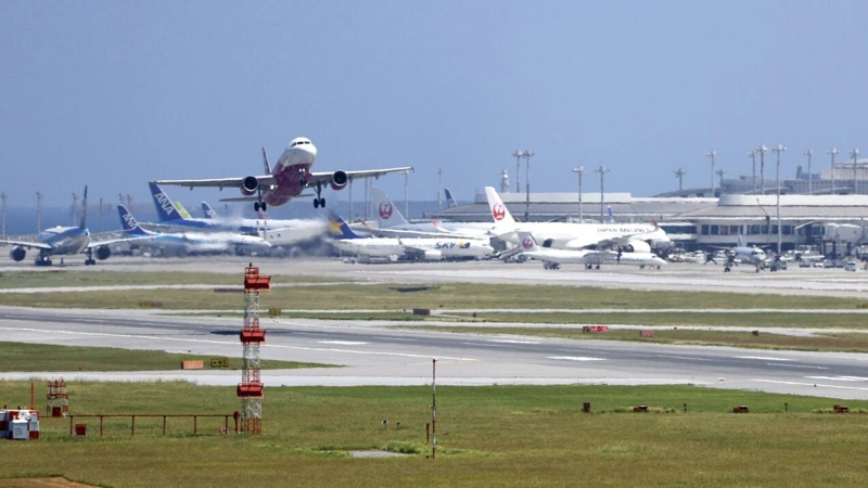 Passengers evacuated in Okinawa after ANA plane makes emergency landing