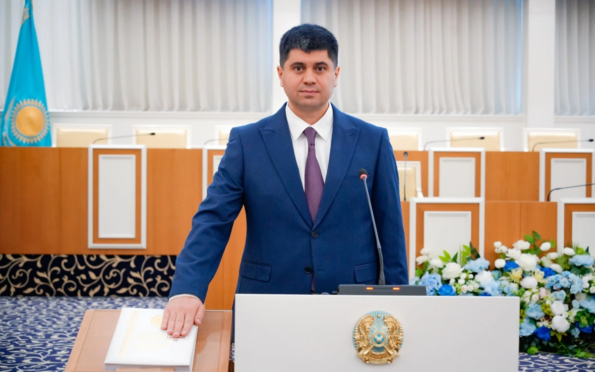 Судьи Конституционного Суда Казахстана принесли присягу