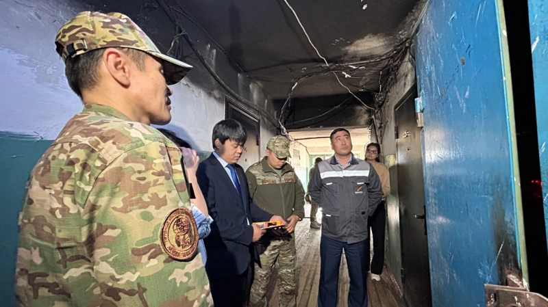 Ақтөбеде өрт сөндірушілер жылыту маусымының алдында жатақханаларды тексерді 