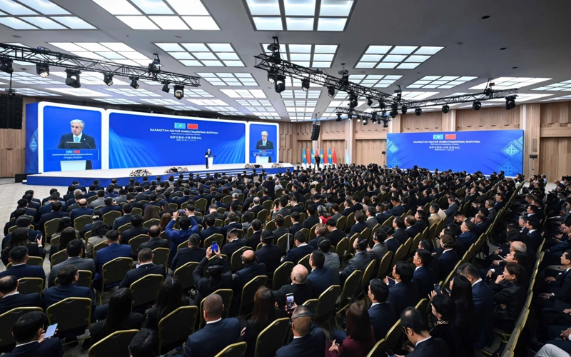 Tokayev says Kazakhstan to strengthen role as transport hub between China and Europe