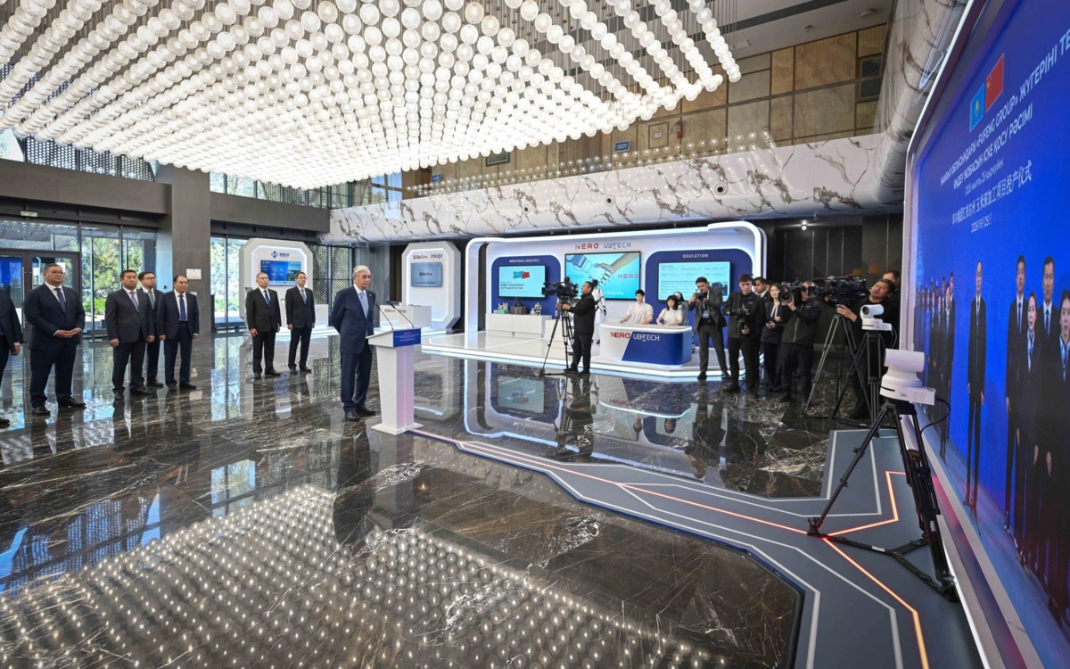 Тоқаев Жамбыл облысындағы жүгері өңдеу зауытын іске қосу рәсіміне қатысты 