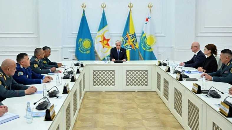 Tokayev blames officers' unprofessionalism for servicemen's deaths in Mangystau region