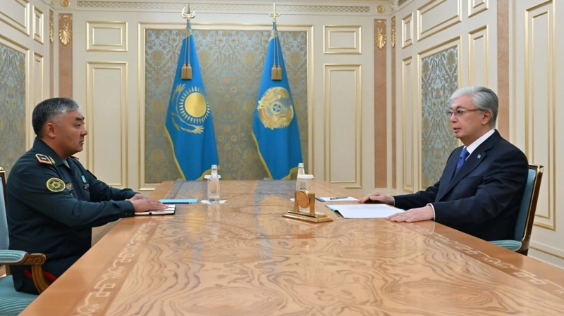 Президент жаңа министрге әскери басқару жүйесін жетілдіру бойынша тапсырма берді