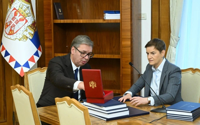 Serbia's Vučić hands over presidential duties to Parliament Speaker Brnabić