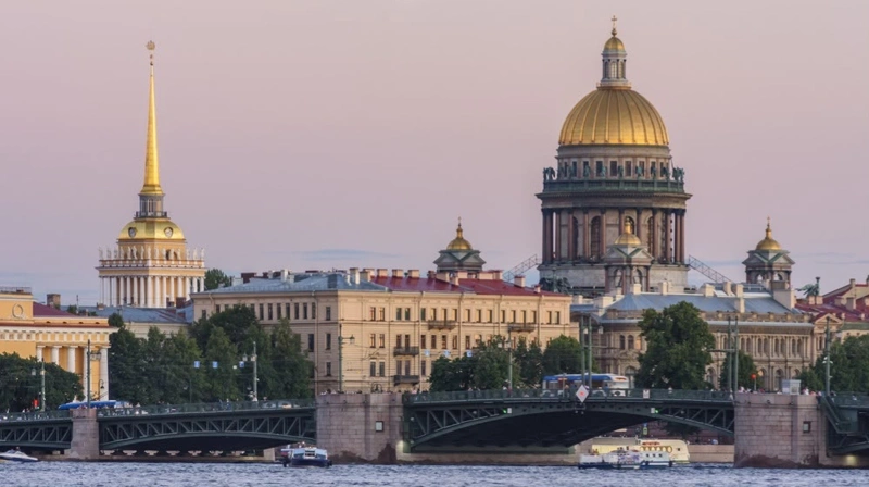 Спустя 6 лет в Санкт-Петербурге отменяют коронавирусные ограничения 