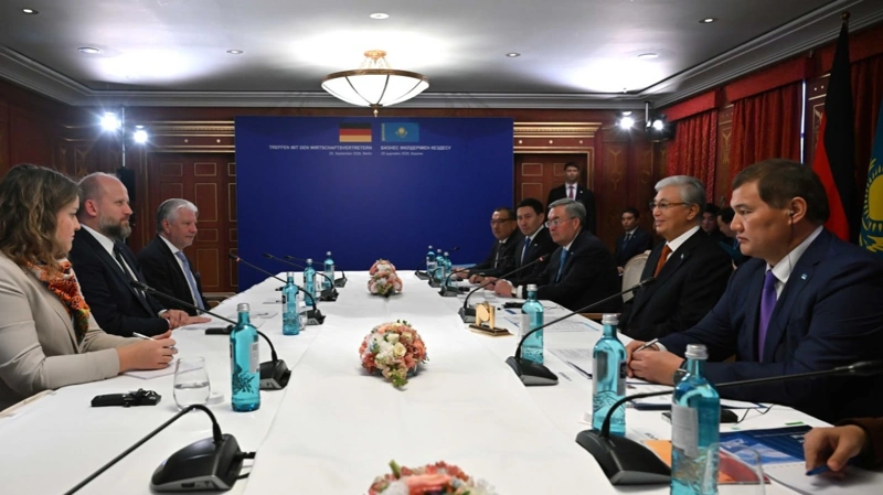 The Head of State Receives Chairman of the Management Board of Rhenus Group