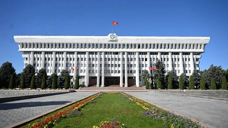 Kyrgyzstan’s parliament to open its doors for foreign tourists