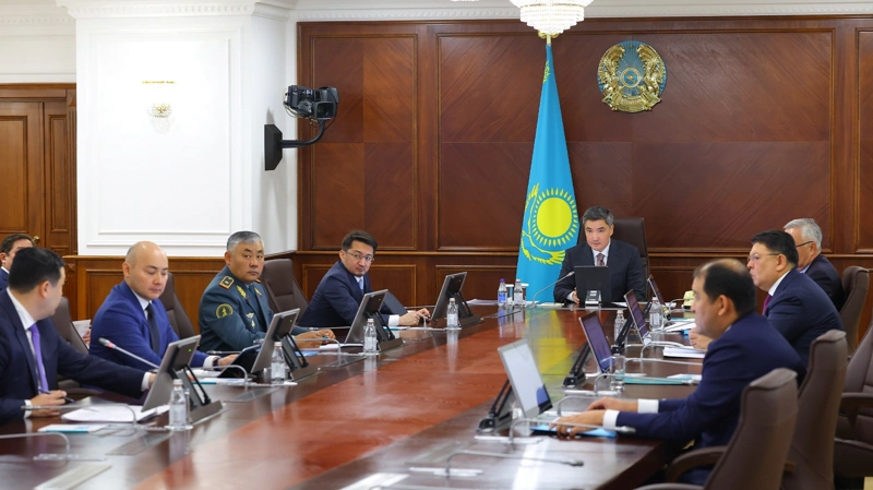 Уборочная кампания завершается в Казахстане: что поручил Бектенов министрам и акимам
