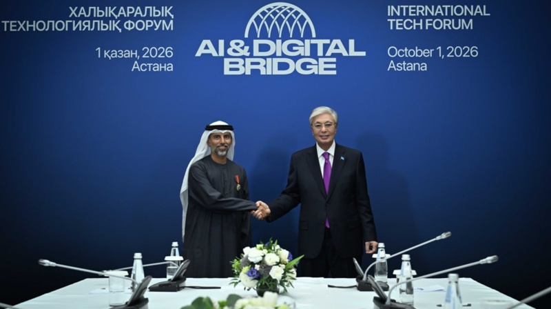 In recognition of their contribution to the development of Kazakh-UAE relations, Kassym-Jomart Tokayev presented Suhail Al Mazrouei and Mansoor Al Mansoori with the Order of Dostyk of II Degree