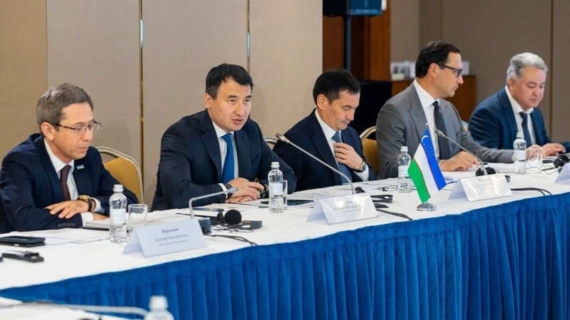 Kazakhstan, Uzbekistan trade rises by 30%
