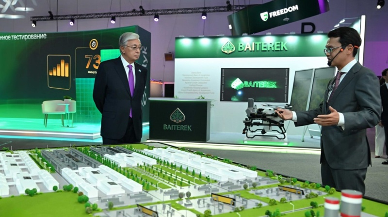 President Tokayev reviews AI and digitalization projects President Tokayev reviews AI and digitalization projects