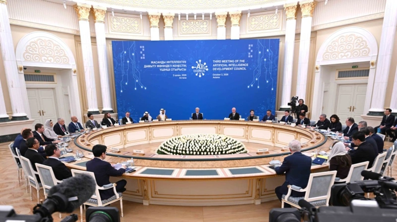 Токаев предложил обсудить внедрение ИИ в транспортно-логистической отрасли