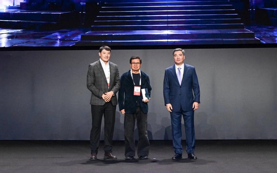 Лучшие AI-проекты Казахстана назвали на AI & Digital Bridge 2026