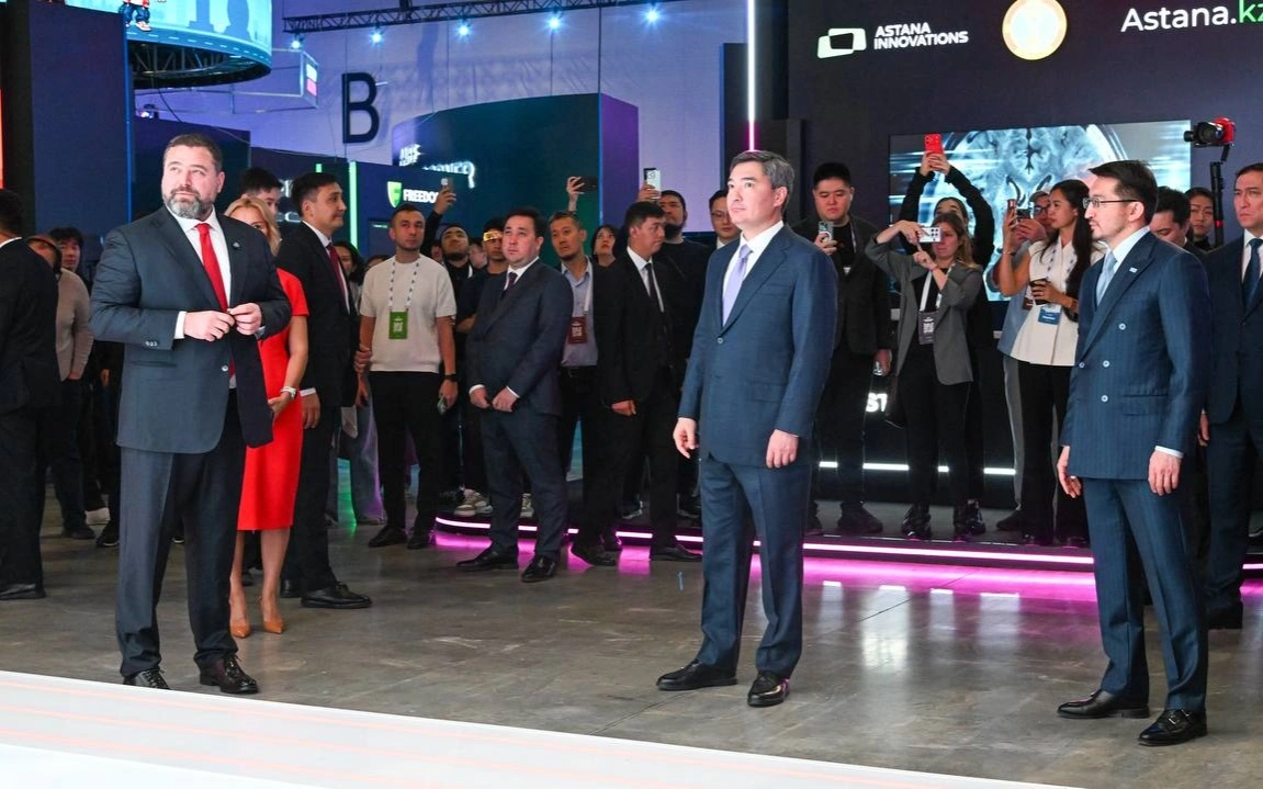 Лучшие AI-проекты Казахстана назвали на AI & Digital Bridge 2026