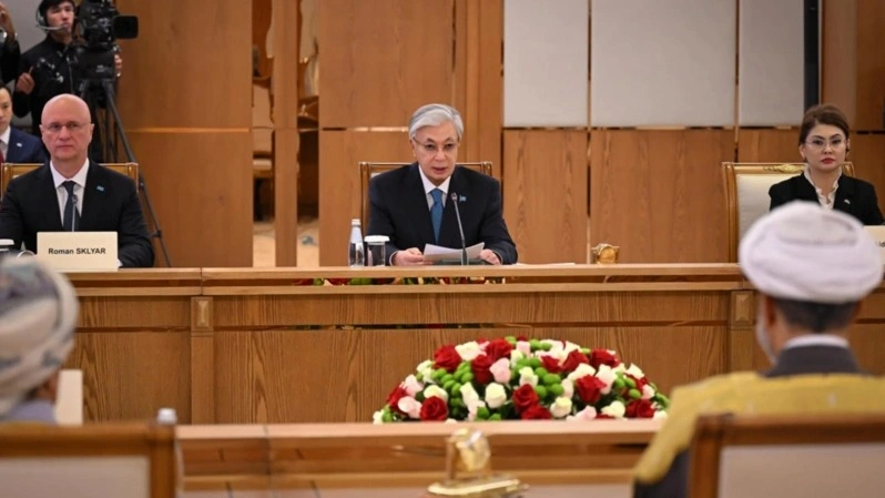 Kassym-Jomart Tokayev and Haitham bin Tariq Al Said Hold Expanded Talks