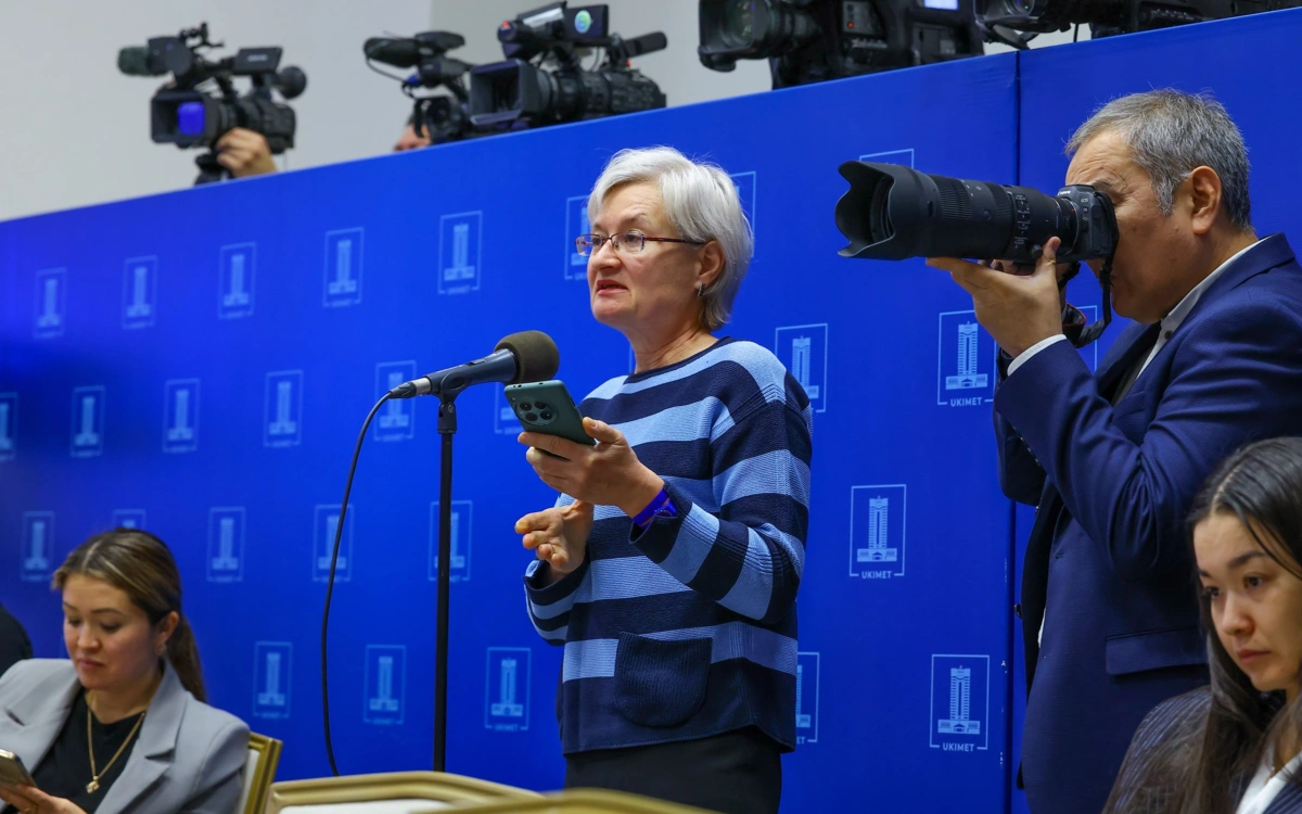 Үкімет: ЖИ енгізілгенімен, қызметкерлерді жаппай қысқарту жоспарланып отырған жоқ