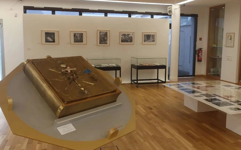 World's heaviest art book reported stolen in France
