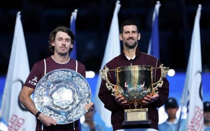 Djokovic seals 7th China Open title to keep perfect Beijing record